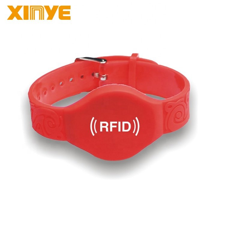 Customized sillicon bracelet rfid wristbands uhf rfid long range silicone wristband