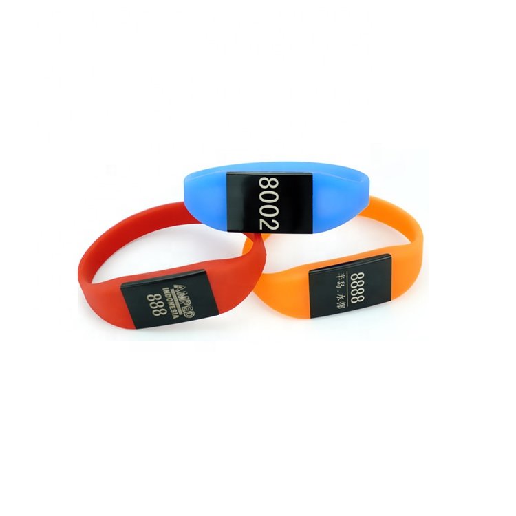 125Khz/13.56Mhz Hotel Blank White Keycard Bamboo Cards Printed Color RFID Elastic Wristband Cards