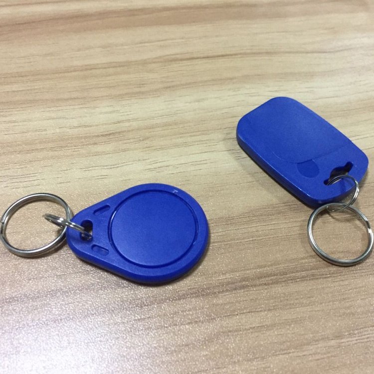 125Khz/13.56Mhz Hotel Blank White Keycard Bamboo Cards Printed Color RFID Elastic Wristband Cards