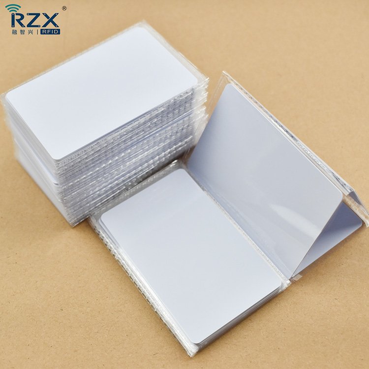 RZX NFC Card 13.56mhz NTAG215 504Byte PVC Card Blank Nfc Smart Card