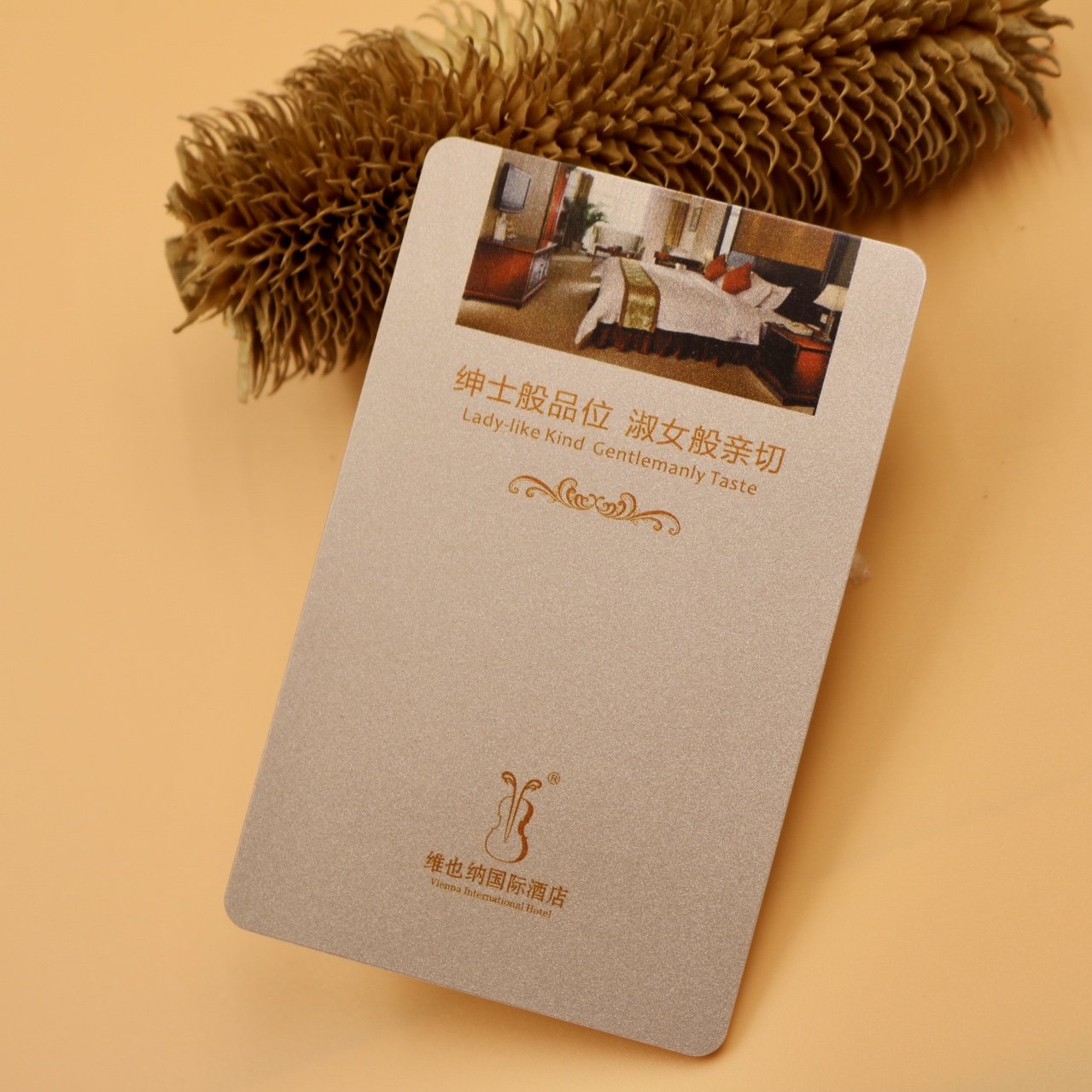 High security Standard Size Custom 125 Khz 5577 TK4100 Em 4305 Printing PVC Hotel Key VIP Proximity Card