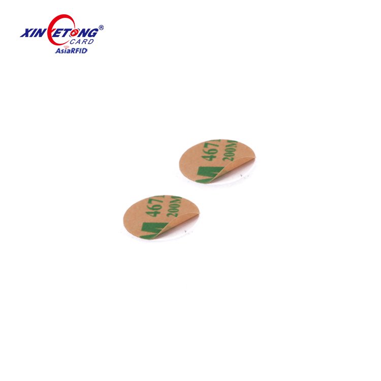 NFC Tag 213 144 Bytes RFID Round Tag Adhesive Label Sticker NFC PVC White Blank Card 13.56mhz HF RFID Coin Tag