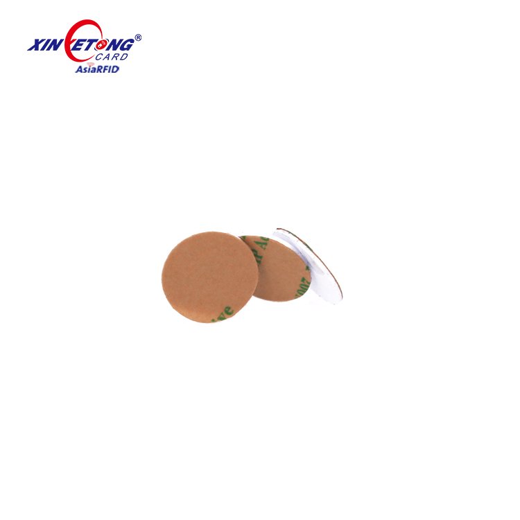 NFC Tag 213 144 Bytes RFID Round Tag Adhesive Label Sticker NFC PVC White Blank Card 13.56mhz HF RFID Coin Tag