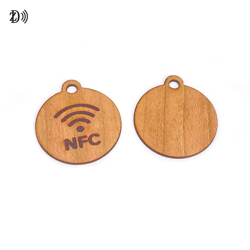 Custom NFC Wood Key Chain Card Laser Printed NTAG213 ISO14443A RFID Wooden Key Fob