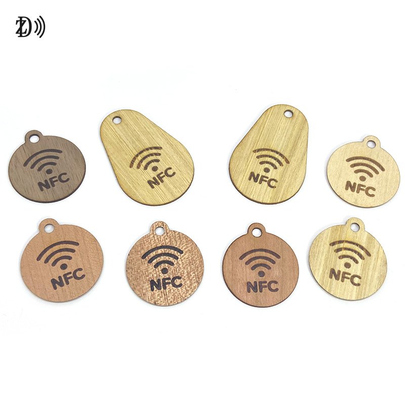 Wholesale Wood RFID Mini Card 13.56MHz Rewritable NFC Tag Keychain