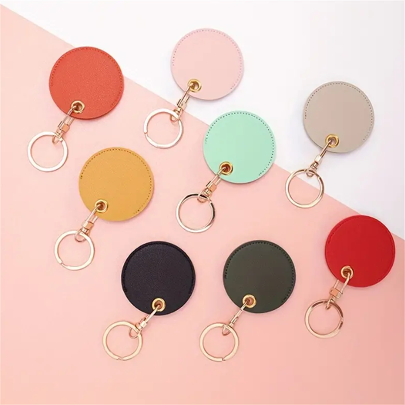 Round PU leather car keychain fashion leather Access Control Card Holder pendant creative men's and women's leather lanyard