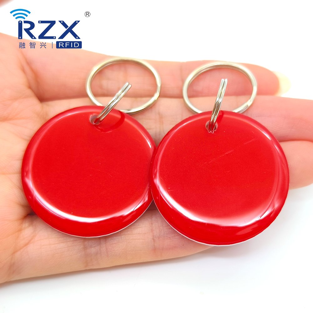 Customized Logo Size Waterproof Both Sides Epoxy Card Key Chain for Social Cards Club card