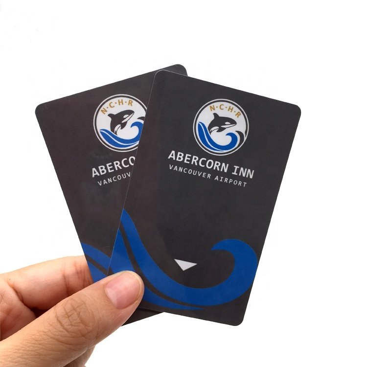 Customized Wholesale Smart Chip PVC RFID Plastic 13.56Mhz RFID Card