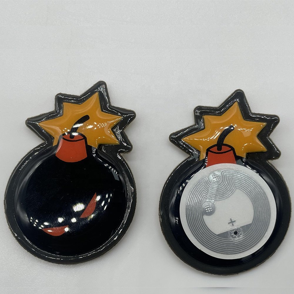 China Direct Factory UHF RFID anti metal rfid epoxy key ring Nfc Tag For Sharing Social Media And Access Control Card nfc 30 mm