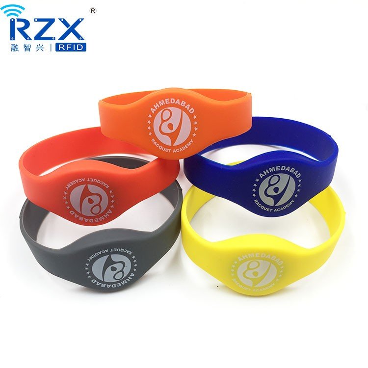 RFID Silicone Wristband Access Control System QR Code NFC Social Sharing Silicone Bracelet