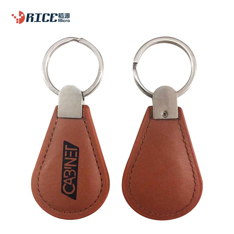 Easy to carry customizable leather rfid keyfob 13.56MHz card chip rfid keyfob fashion