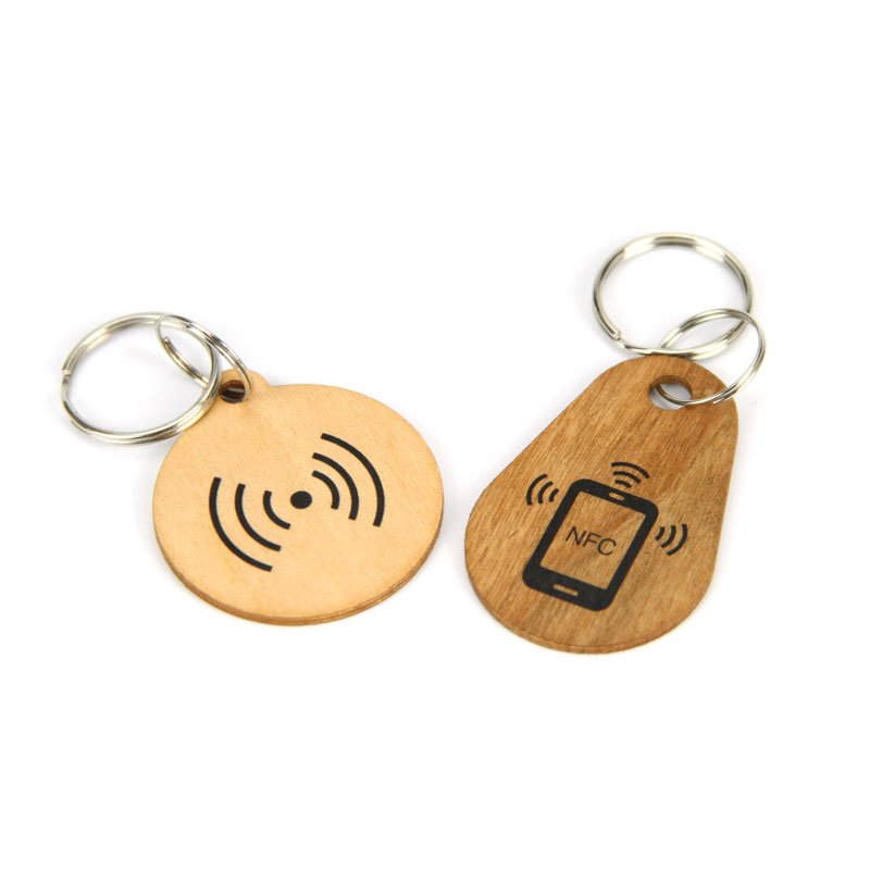 Programmable MIFARE RFID Bamboo Eco-friend NFC Wooden Key Card for Access Control Customize 13.56MHz RFID Keychain Keyfob