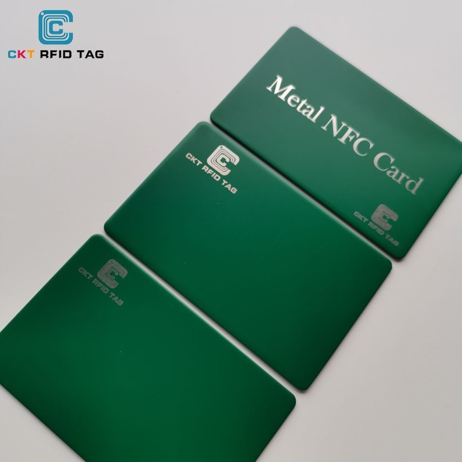Silver customized engraved NFC metal business card green metal with unique QR code