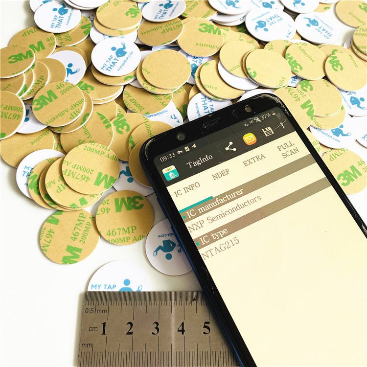 Custom 13.56mhz Passive programmable NTAG 213 /215/216 PVC smart nfc coin tag sticker