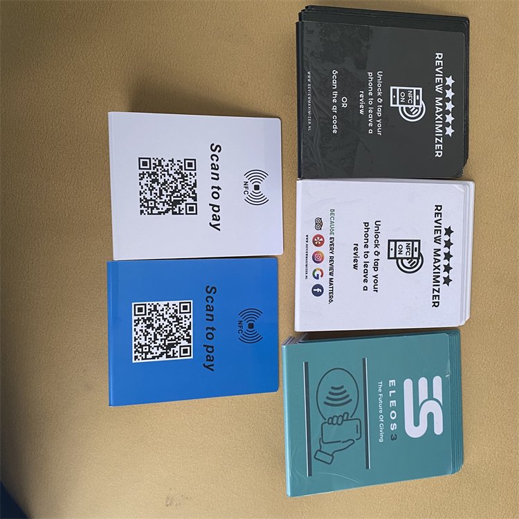 XL QR Code Equipped Nfc Embedded Scanned Card Display Table Stand