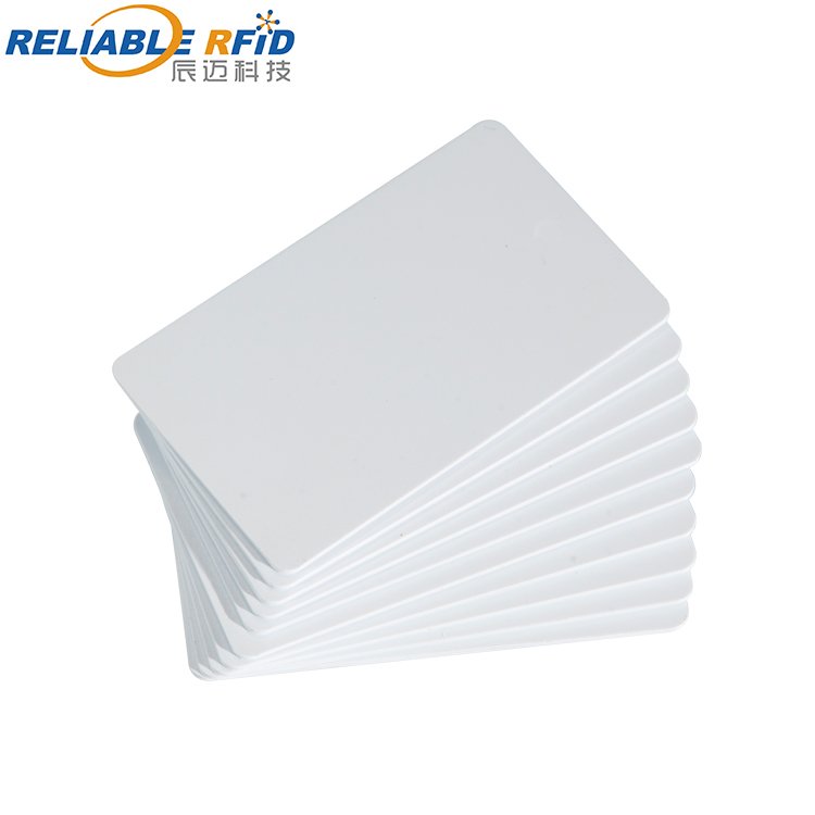 15m Long Range UHF RFID PVC Card 860-960MHz Blank White RFID Card for Access Control Parking Smart Card