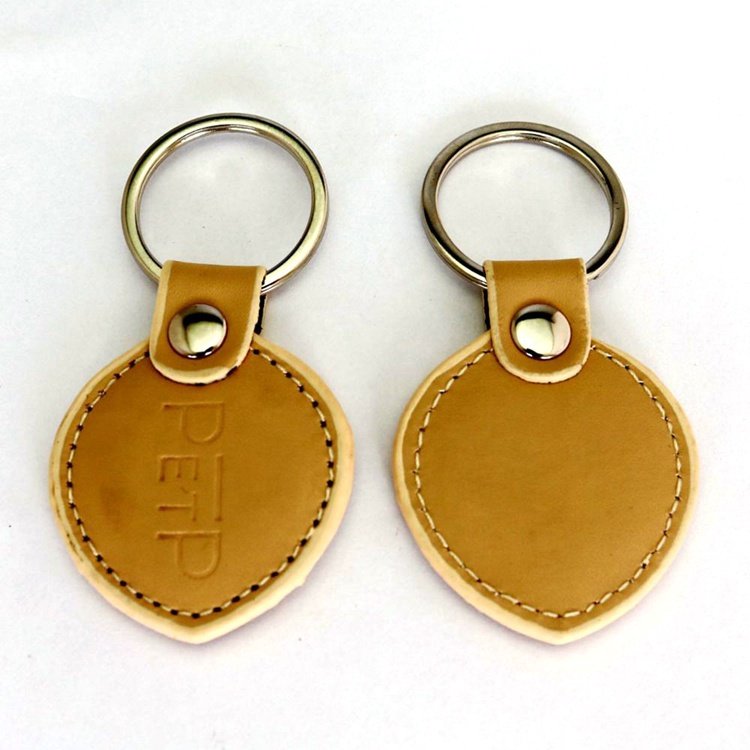 Easy to carry customizable leather rfid keyfob 13.56MHz card chip rfid keyfob fashion