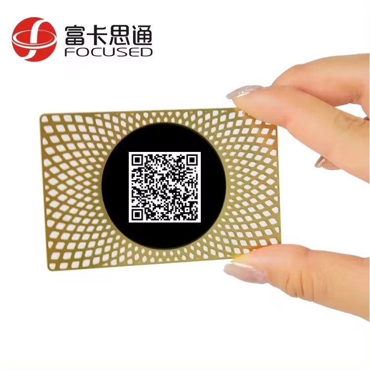 Golden Business Metal Rfid Card 85.5*54*0.84mm Nfc Metal Membership Card