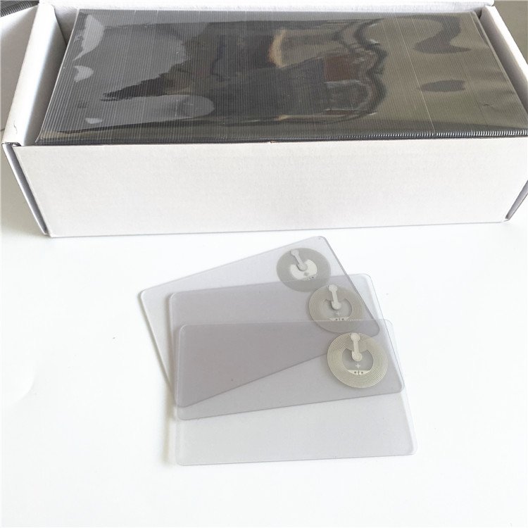 Zhuhai Found Smart Digital 424 DNA Programmed Custom Nfc Card Transparent