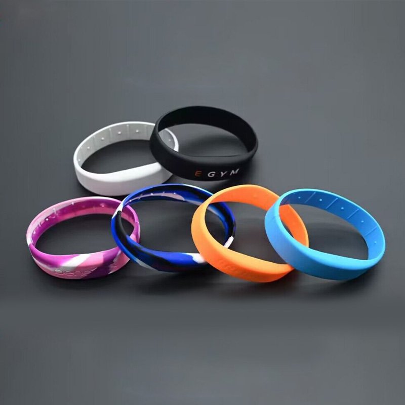125Khz T5577 EM4305 Rewritable RFID Bracelet Silicone Wristband Watch Clone Blank Card
