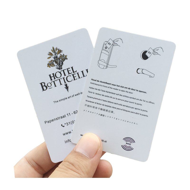 Contactless Plastic PVC 13.56 mhz Smart Nfc Cards 125 khz Rfid Card For Access Control