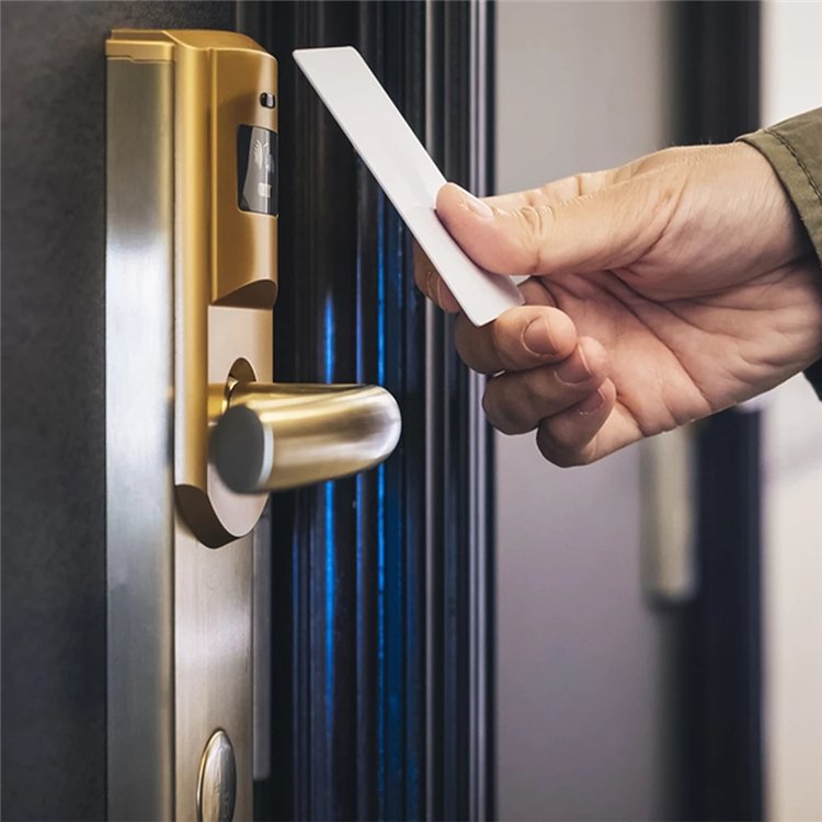Customized Encryption Hotel Key Card Ultralight EV1 Hotel RFID Card Access Control Secure Lock Key Card