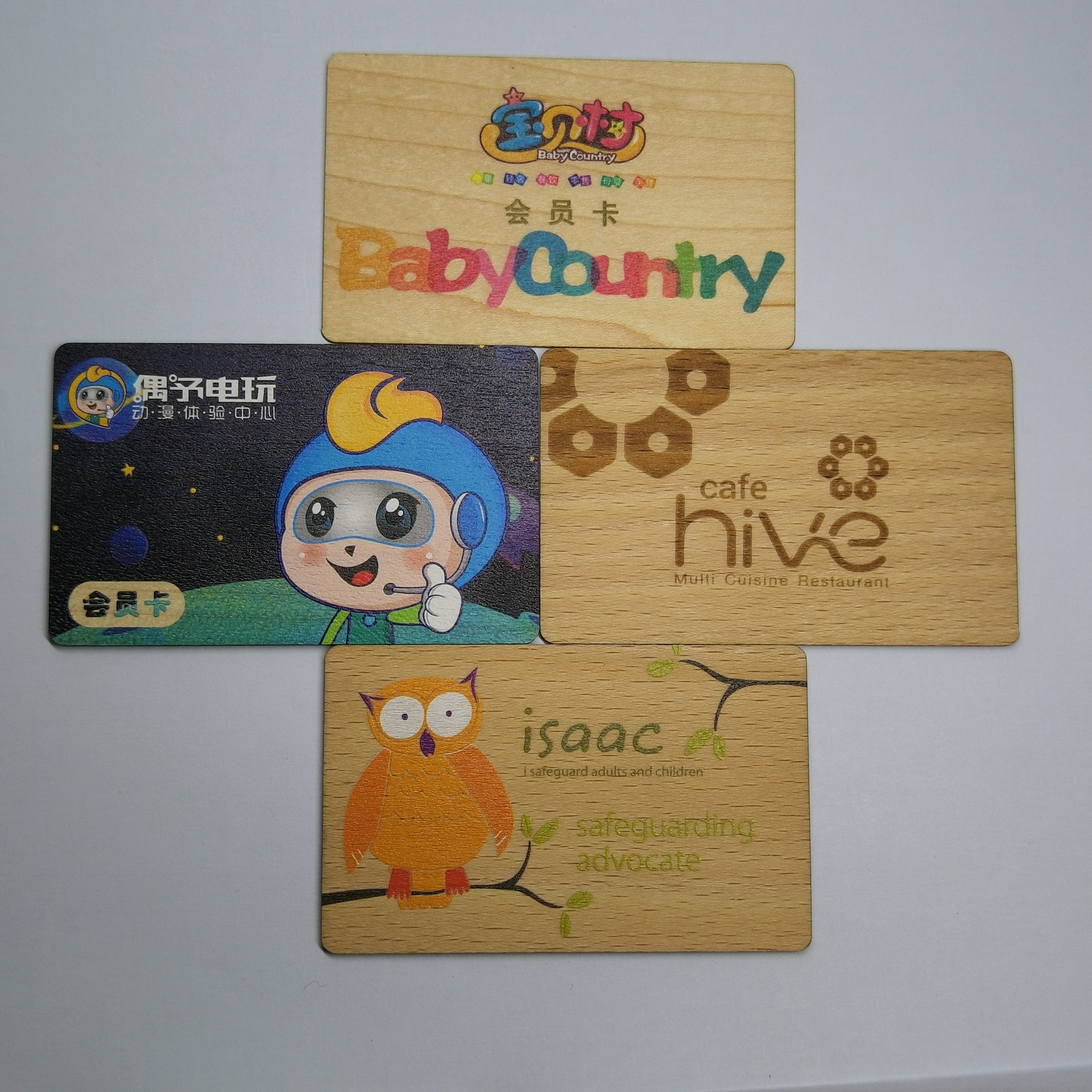 wholesale smart chip carving Logo 13.56Mhz NXP chip Engraved wood card