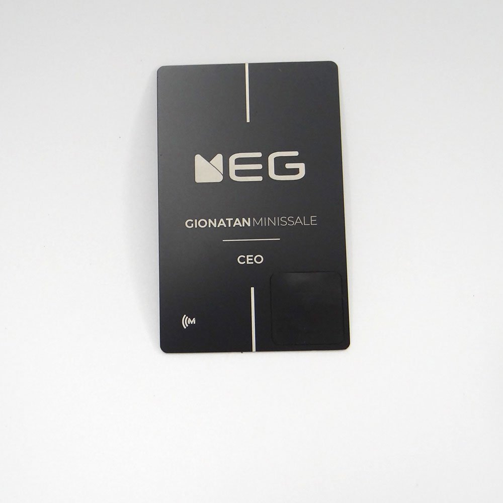 both side laser engraving NFC CHIP 213 / 215 / 216 Matt Black Mirror Gold / Silver NFC Metal Business Card for social media sha
