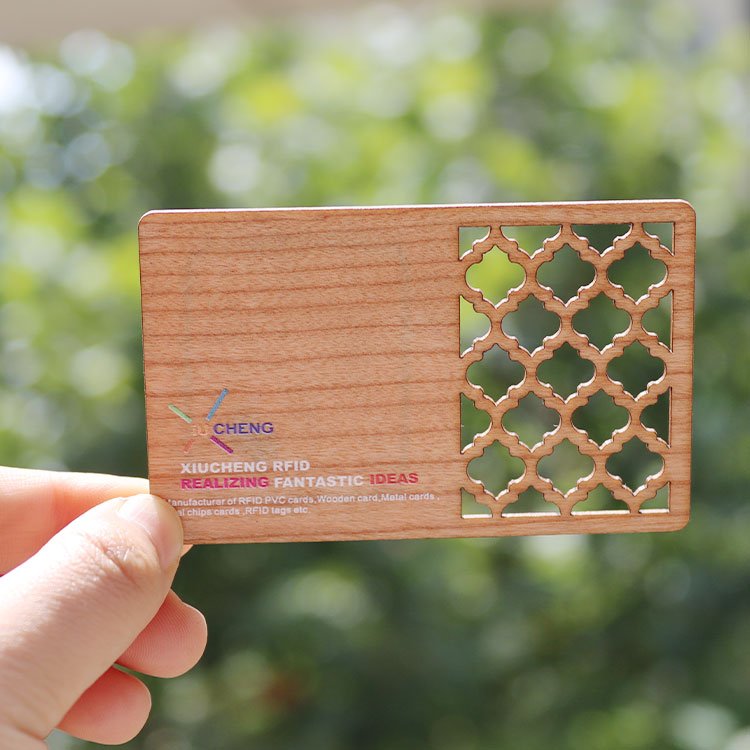 13.56mhz NFC213 Bamboo Wood Business Cards RFID Access Control Wooden Hotel Key Card
