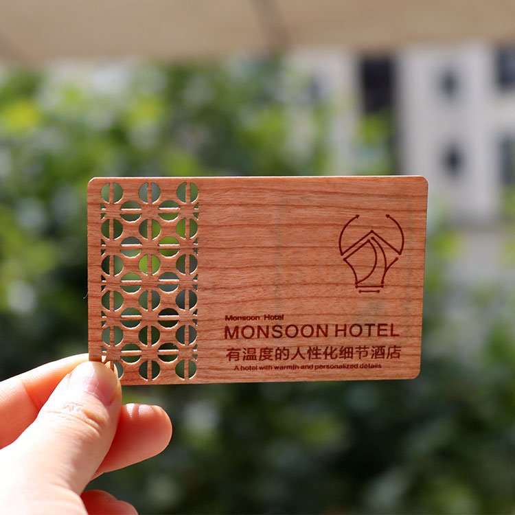 13.56mhz NFC213 Bamboo Wood Business Cards RFID Access Control Wooden Hotel Key Card