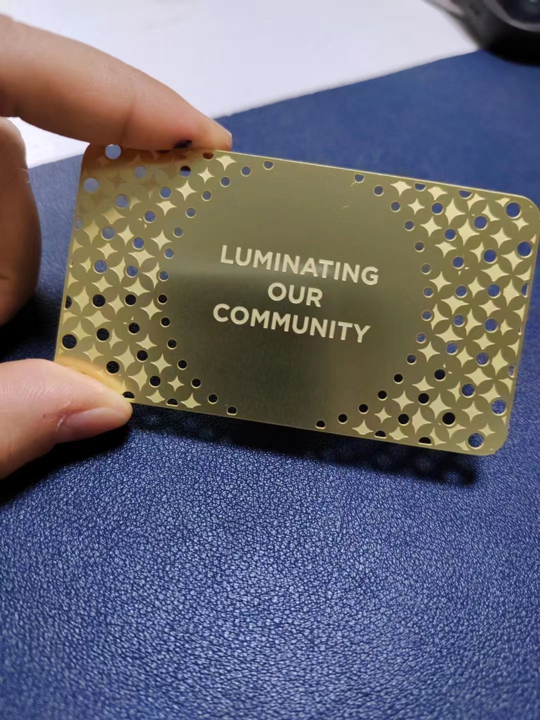 Custom Printing 13.56mhz Ntag213/215/216 Metal Nfc Business Card Rfid Smart Card For Social Media Name Card