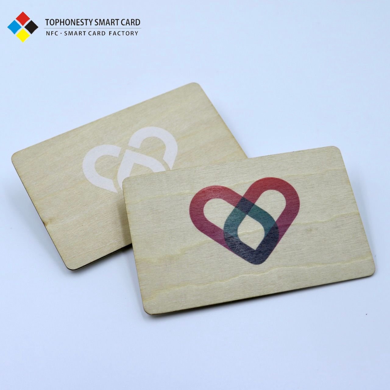 Professional Customized Luxury Wooden Gift Certificates Gold Present Cards Vouchers Coupon Cards for Spas Hair Salons