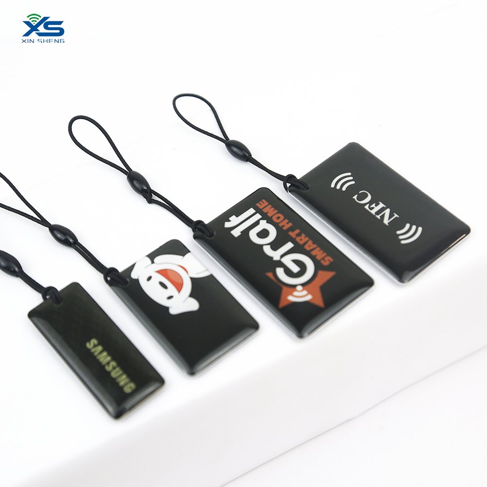 XS Factory Price Customize Waterproof Nfc Rfid Chip Keychain Access Control Epoxy Card