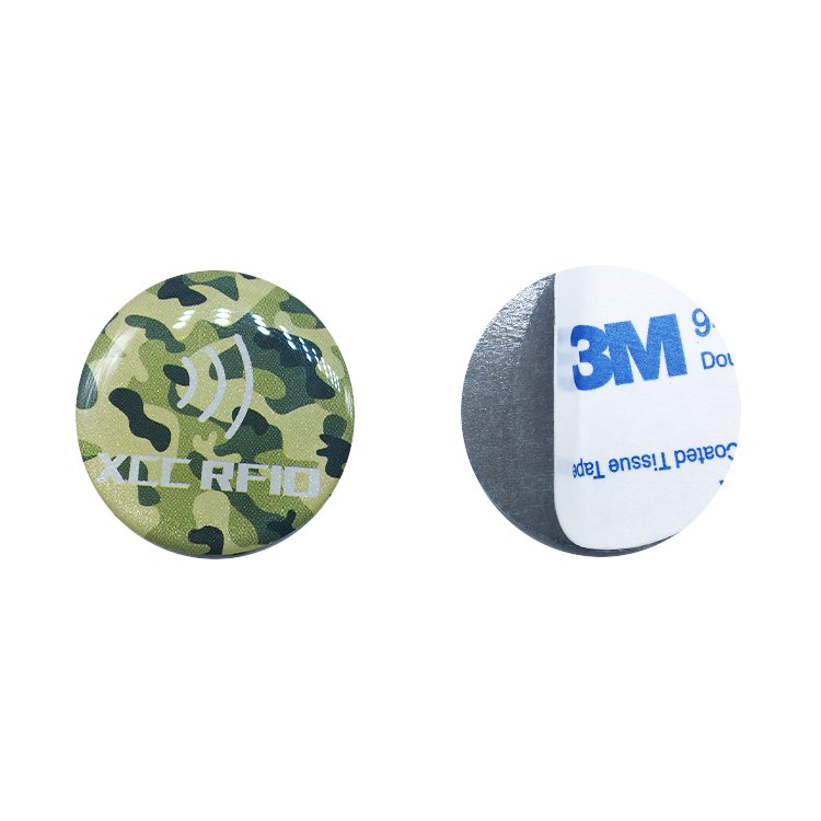 custom Waterproof small nfc tag 213/215/216 chip cheap social media epoxy nfc tag