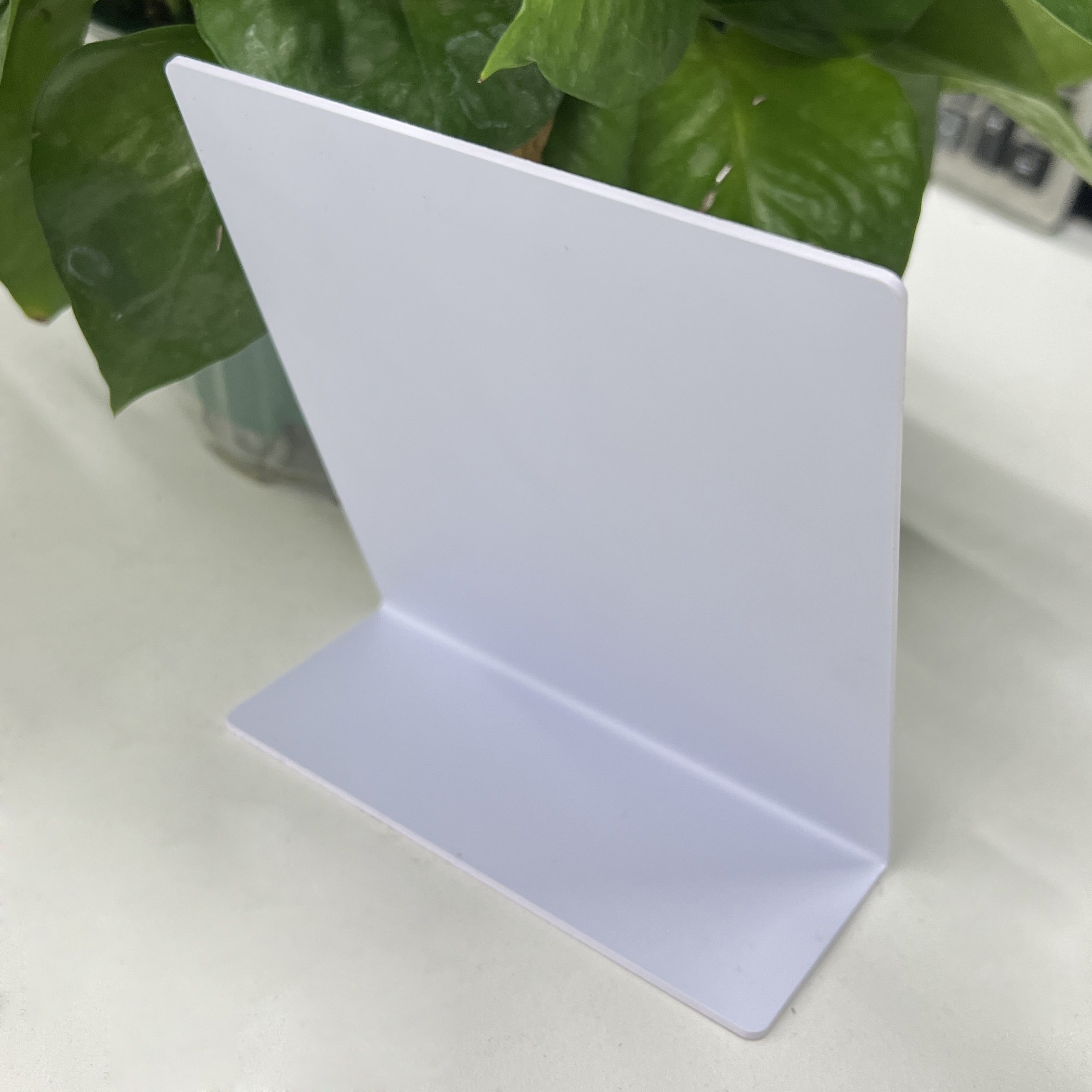NFC Tabletop Sign/ NFC Display Stand - Seamless Customer Interaction and Information Sharing Solution