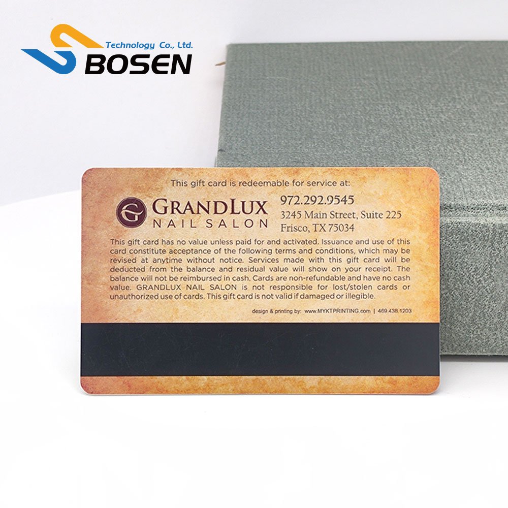 Custom Loyalty Card CR80 Plastic PVC Magnetic Stripe VIP Membership Card