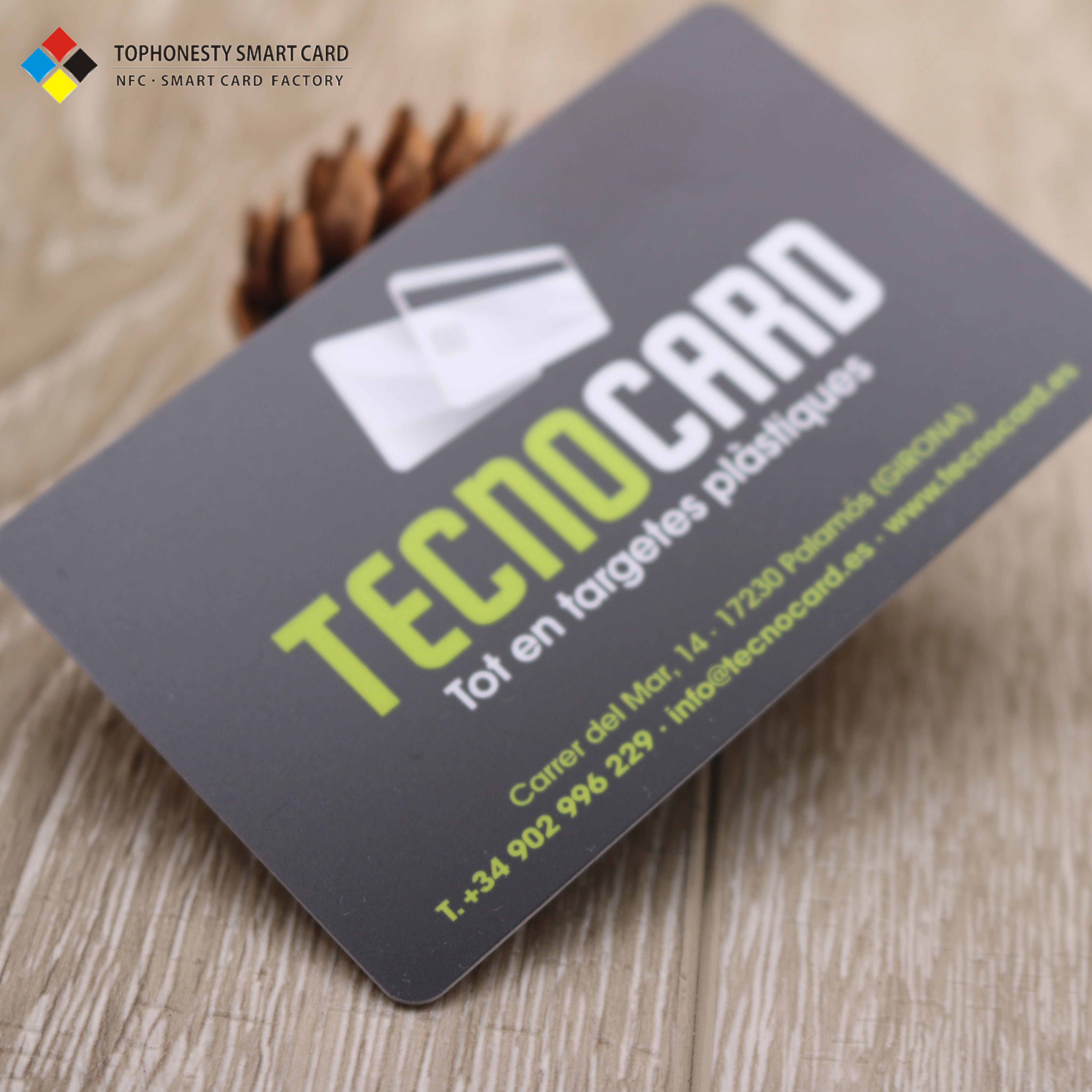 Professional design 125khz PVC Printed Plastic membership vip card smart nfc id card business cards engraving