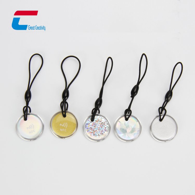 Custom Waterproof PET PVC Domed Epoxy NFC Keychain NTAG 213 NFC Smart Keychain Card