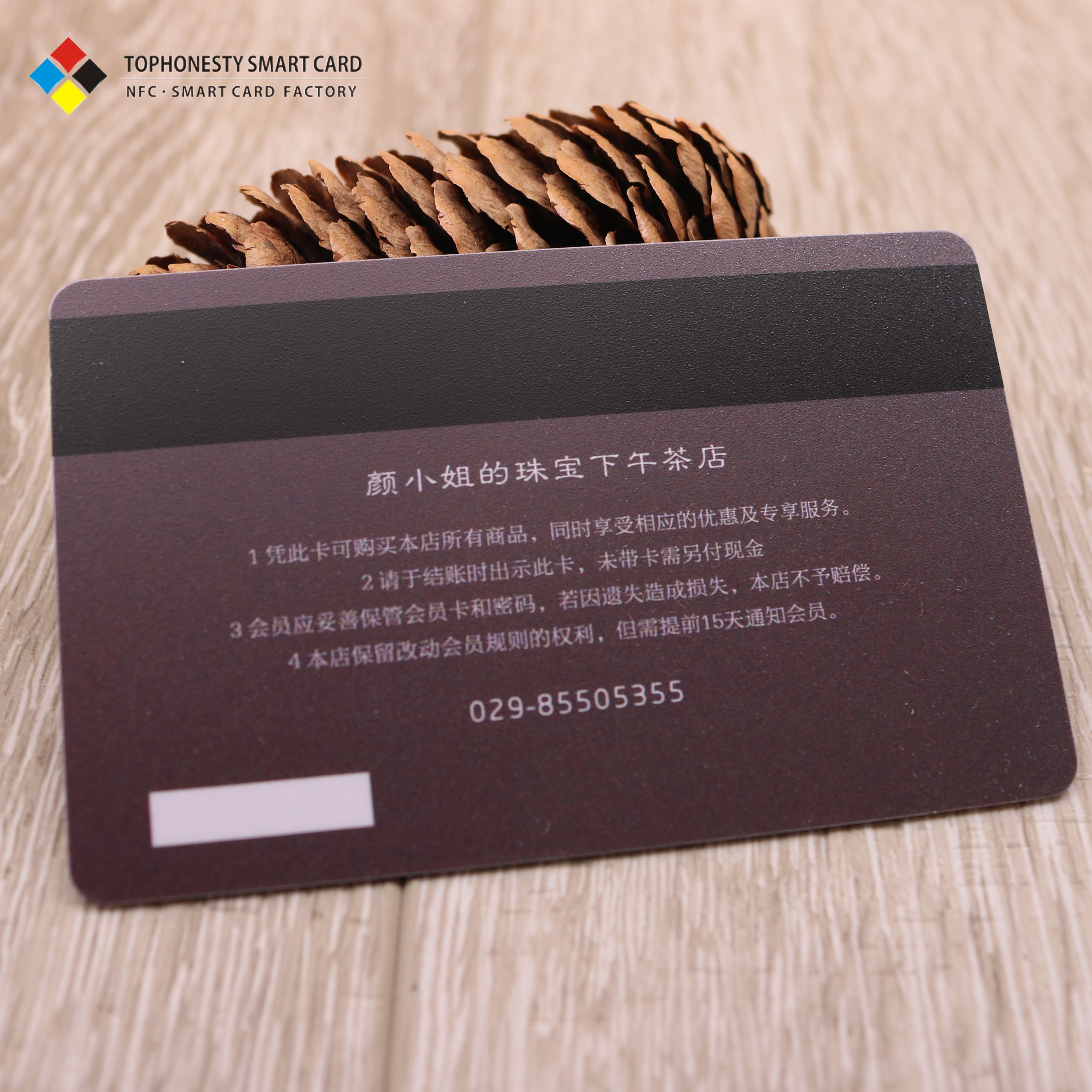 Custom-made S50 S70 Chip PVC Card with Magnetic Stripe HiCo2750oe LoCo 300oe RFID / NFC Payment Card