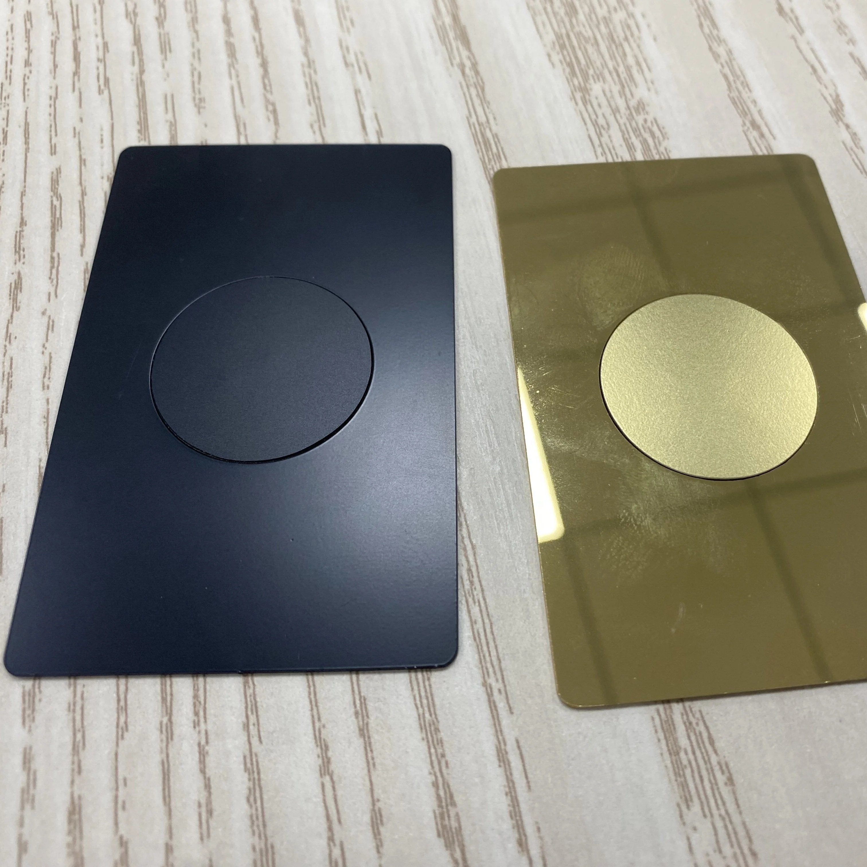 NFC PVC Social Media Card Wood Metal Business Card Tag With QR Code For Access Control System