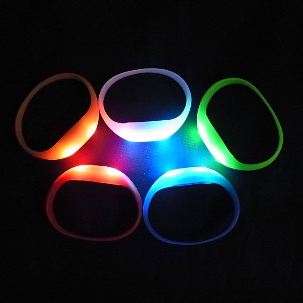 Sound Activated Flashing LED Wristband for Events Rave Party Silicone LED Bracelet for Festival by Voice Control