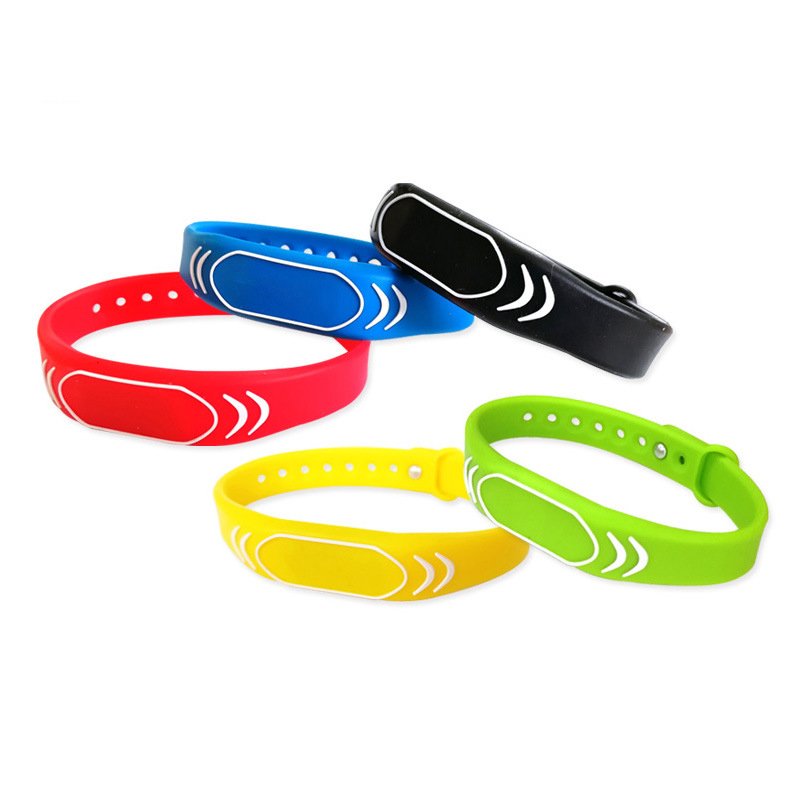 Rfid Wristband Bracelet Hotel Room Key Wristband 13.56Mhz Chips Rfid Bracelet For Swimming Pool