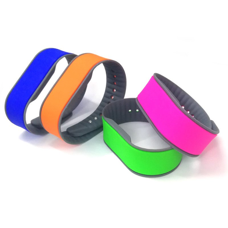 Rfid Wristband Bracelet Hotel Room Key Wristband 13.56Mhz Chips Rfid Bracelet For Swimming Pool