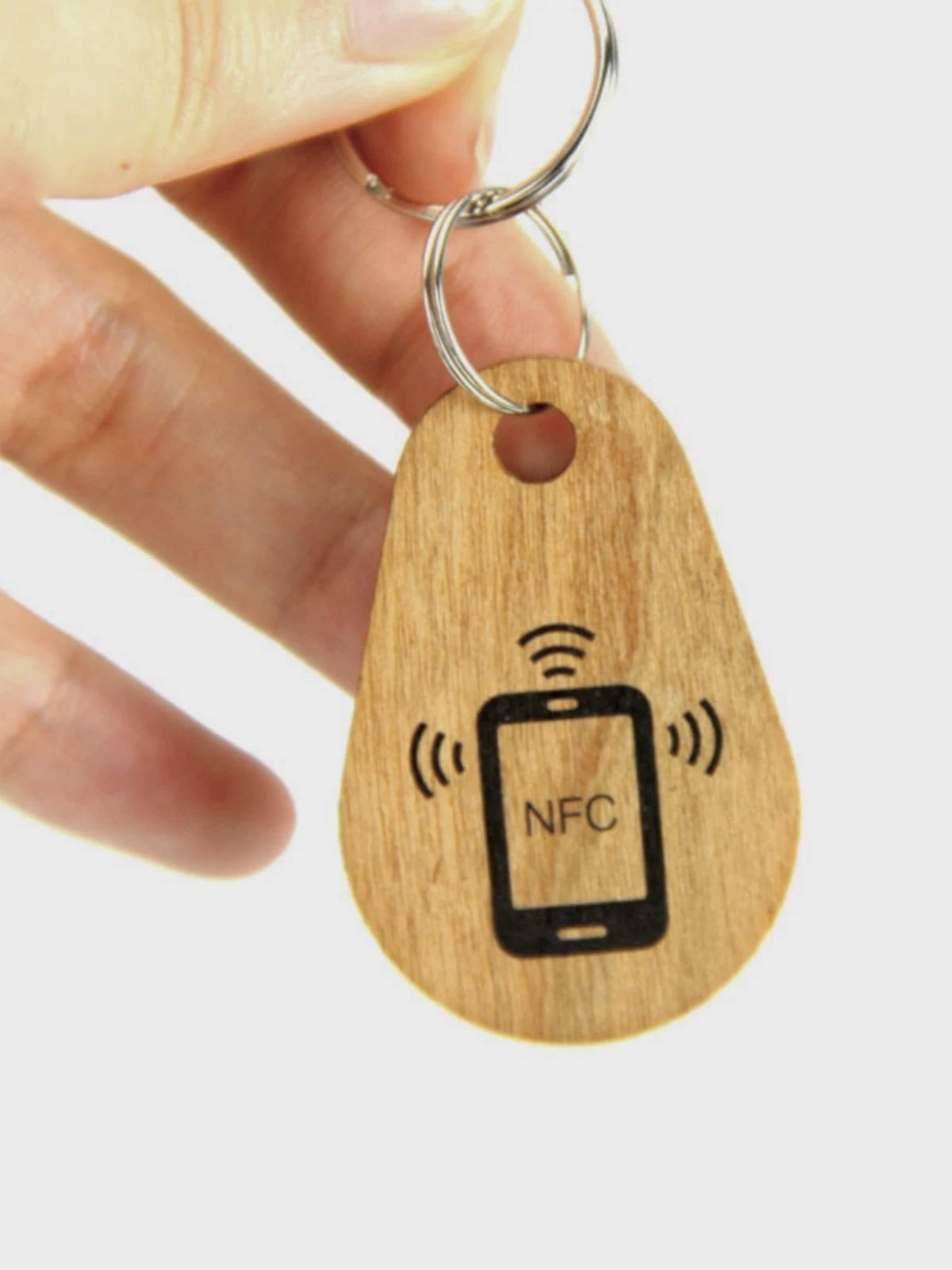 Custom Logo Laser Engraved Printed Wood RFID NFC Card Bamboo Business Card Access Control Hotel Room Door Key Card