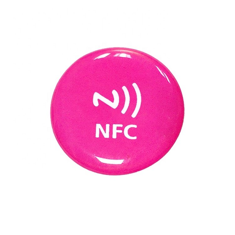 Hot Sale RFID Anti Metal Epoxy Sticker 213 Chip Access Control Card 13.56mhz 30mm Waterproof Epoxy Sticker Social Media NFC Tag