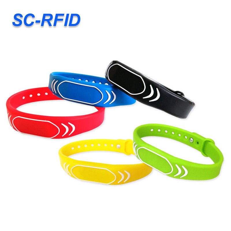2024 NEW 13.56MHz NFC RFID TK4100 F08 Smart Wristband Waterproof Passive RFID Silicone Bracelet with Access Control Cards