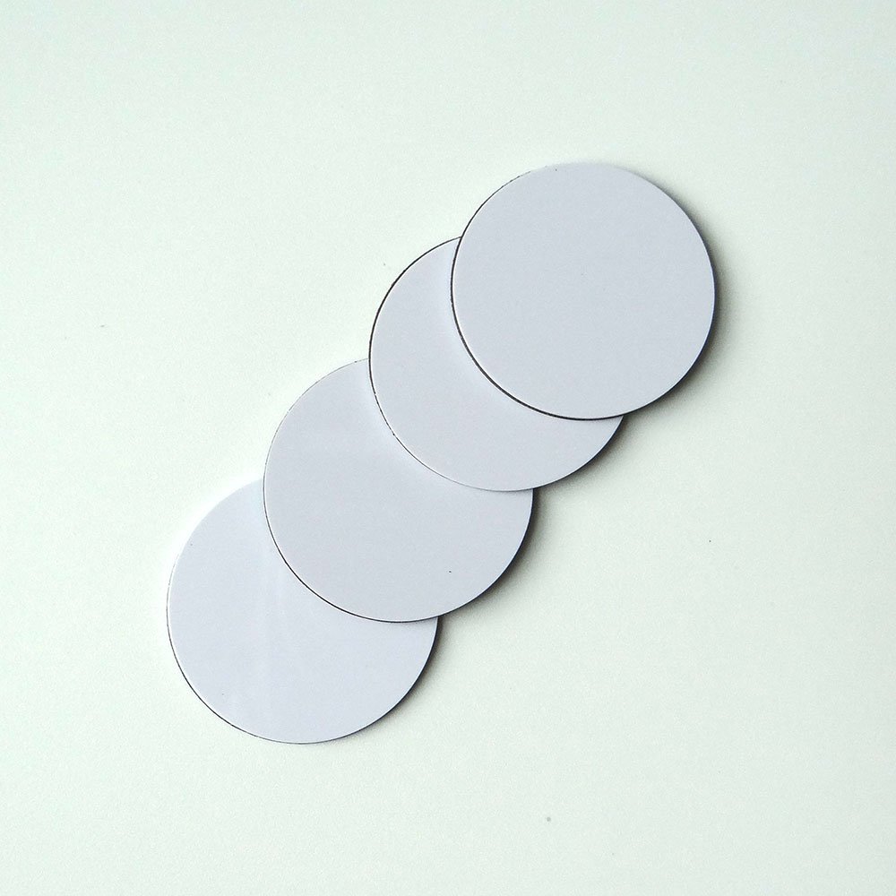 13.56MHz 215 NFC Coins Adhesive Cards Badge Backing 504 Bytes ISO/IEC 14443 A 25mm Waterproof PVC 215 chip Tag