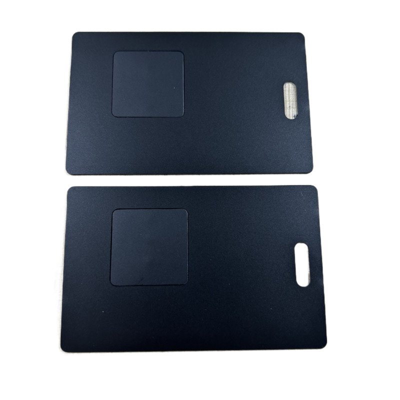 ISO14443A 13.56mhz NFC ID / Badge Smart Cards Metal Pass Card With Punch Slot