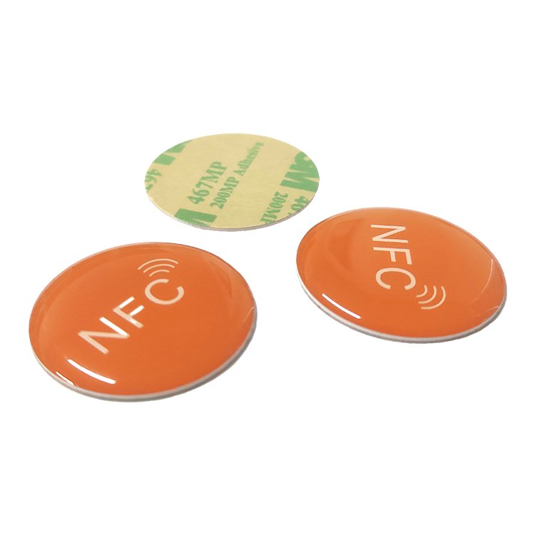 NFC social media tag RFID chip labels nfc epoxy tag rfid coin round tags with ntag213 smart chip