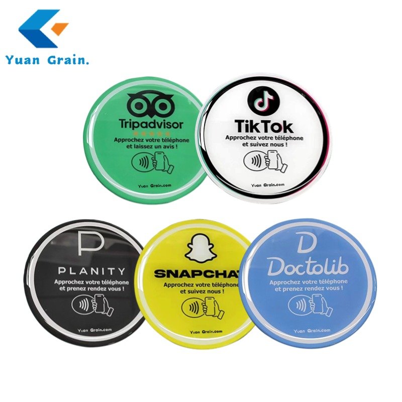 NFC Review us on Google' Round Epoxy Sticker QR Code card Facebook Instagram Tik Tok Approchez votre téléphoneet suivez nous